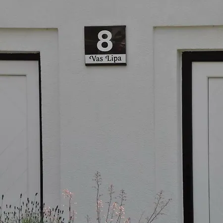 Vas Lipa 8 - 36 *