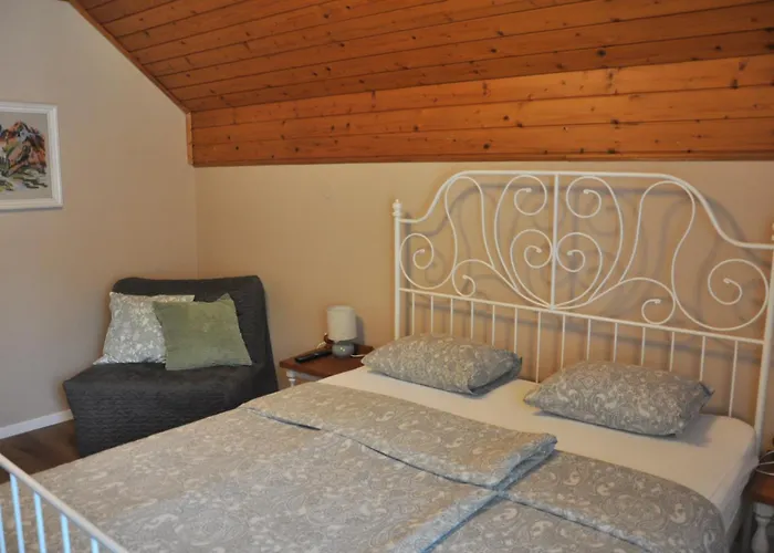 Vas Lipa 8 - 36 * Podčetrtek